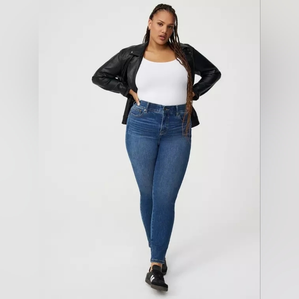 Torrid Premium Stretch Bombshell Skinny Jeans - 18 Short